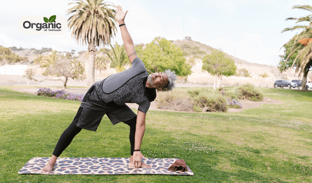 त्रिकोणासन (Triangle Pose)