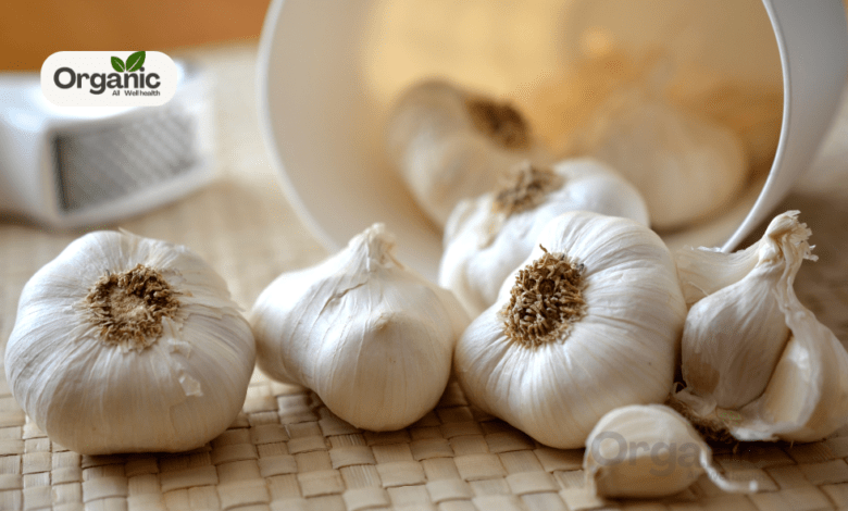 Benefits of Rubbing Garlic Cloves On Feet