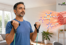Poor muscle health और टाइप 2 डायबिटीज़ के खतरे को दर्शाती स्ट्रेंथ ट्रेनिंग करते व्यक्ति की तस्वीर