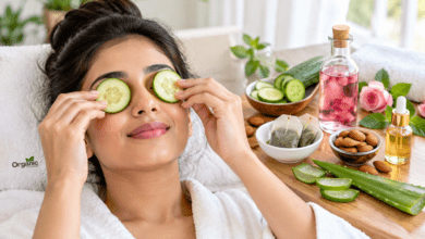 Dark Circles Under Eyes के लिए खीरा, गुलाब जल और एलोवेरा जैसे प्राकृतिक घरेलू उपाय