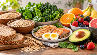 Digestion बेहतर करने वाले साबुत अनाज, हरी सब्जियां, फल, प्रोटीन और एवोकाडो