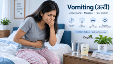 Vomiting (उल्टी) से परेशान व्यक्ति ORS और पानी के साथ आराम करते हुए।
